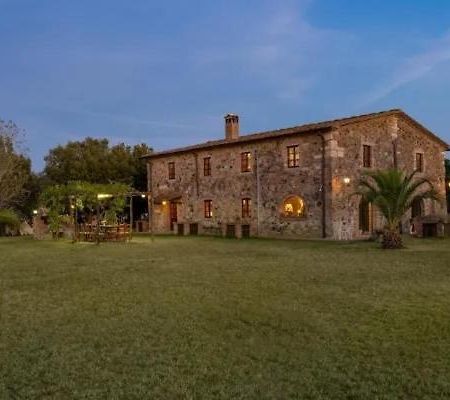Villa La Lespa Wpool Biliardo And Lake View Casa Sant'Andrea エクステリア 写真