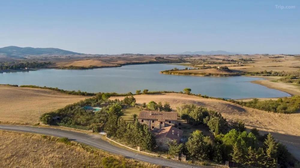 Villa La Lespa Wpool Biliardo And Lake View Casa Sant'Andrea エクステリア 写真